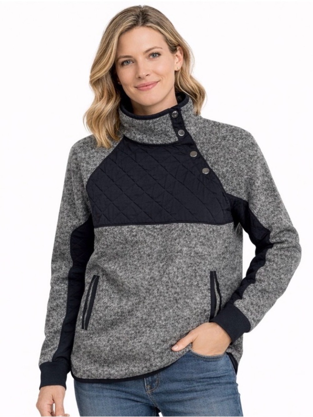 Abercrombie & Fitch Grey and Black Quilted Funnel Neck Fleece Pullover. Size M